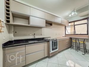 Image 8 - 594957