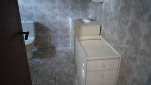 Image 13 - 595009
