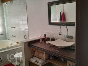 Image 19 - 595191