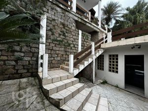 Image 24 - 595523