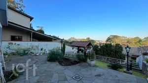 Image 47 - 596261