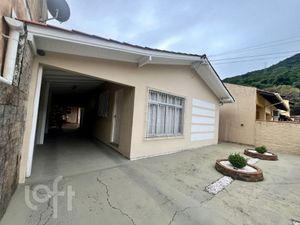 Image 15 - 599292