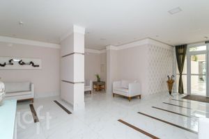 Image 18 - 601882