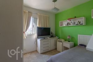 Image 20 - 604927