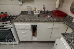 Image 21 - 605775