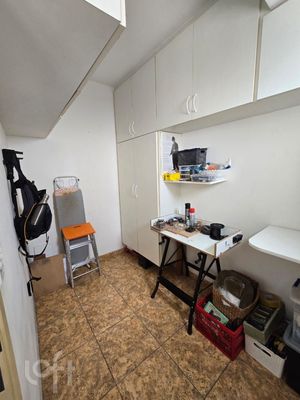 Image 18 - 605897