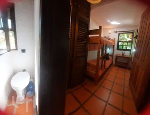 Image 18 - 606610