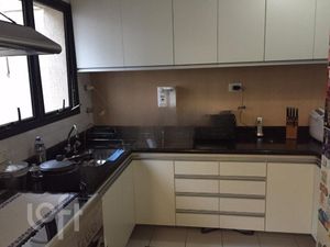 Image 5 - 607195