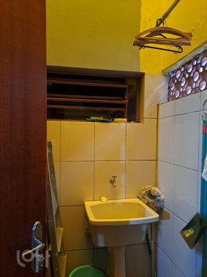 Image 7 - 607528