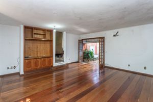Image 42 - 607571
