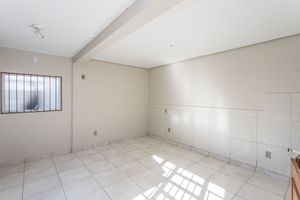 Image 24 - 607571