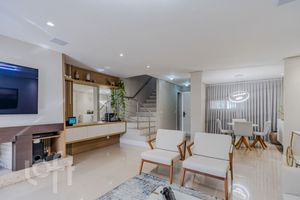 Image 3 - 607595