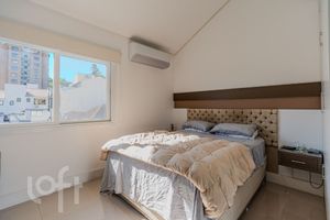 Image 19 - 607595