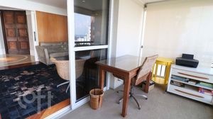 Image 18 - 608123