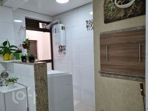 Image 16 - 608867