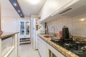 Image 9 - 609105