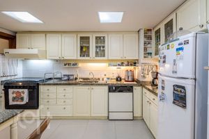 Image 10 - 609219