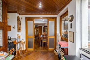 Image 17 - 609219