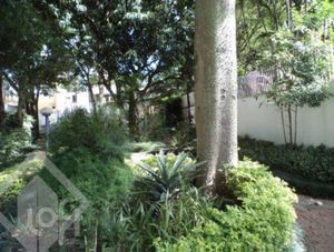 Image 10 - 609392