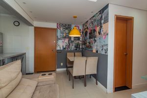 Image 5 - 609577