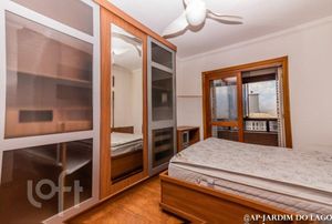 Image 34 - 609784