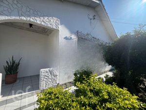 Image 19 - 610334
