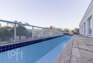 Image 19 - 611204