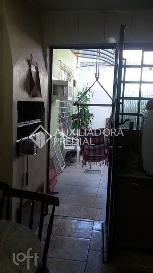 Image 8 - 611859