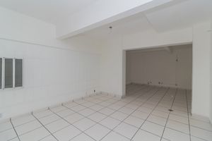 Image 8 - 611882