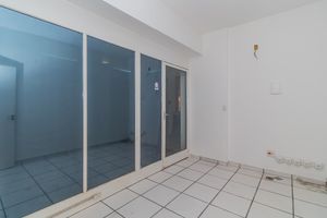 Image 14 - 611882
