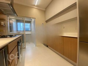 Image 33 - 612480