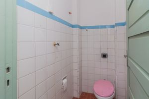 Image 19 - 615115