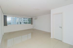 Image 1 - 615526