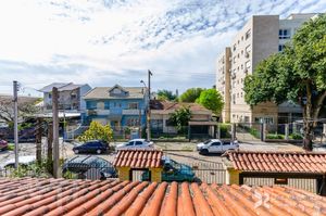 Image 34 - 615738