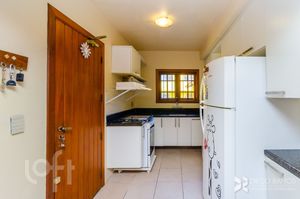 Image 14 - 615738
