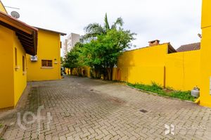 Image 42 - 615738