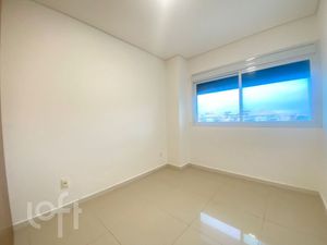 Image 25 - 615866