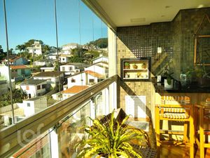 Image 4 - 616001