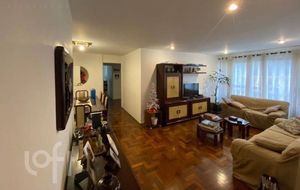 Image 33 - 616385