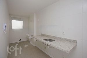 Image 3 - 616810