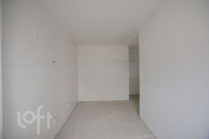 Image 7 - 616811