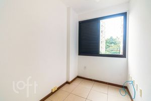 Image 23 - 616833