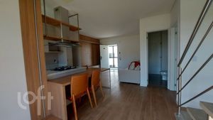 Image 19 - 616888