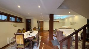 Image 11 - 617101