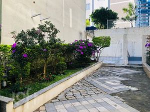 Image 11 - 617111