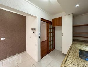 Image 7 - 617375