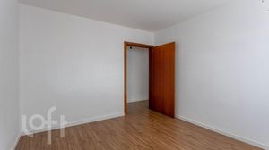 Image 17 - 618777