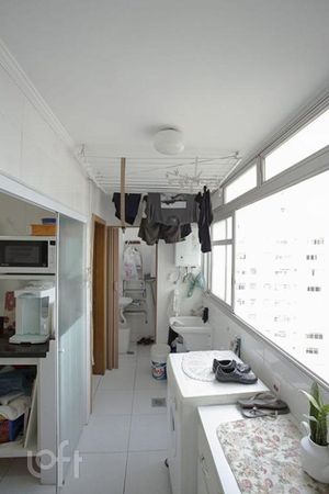 Image 12 - 619154