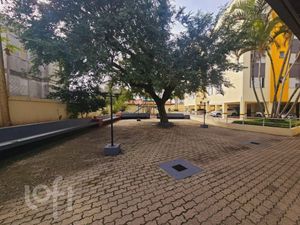 Image 16 - 619584