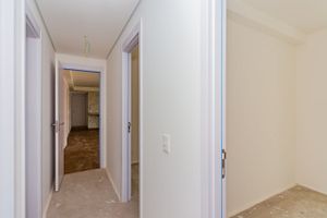 Image 18 - 619927